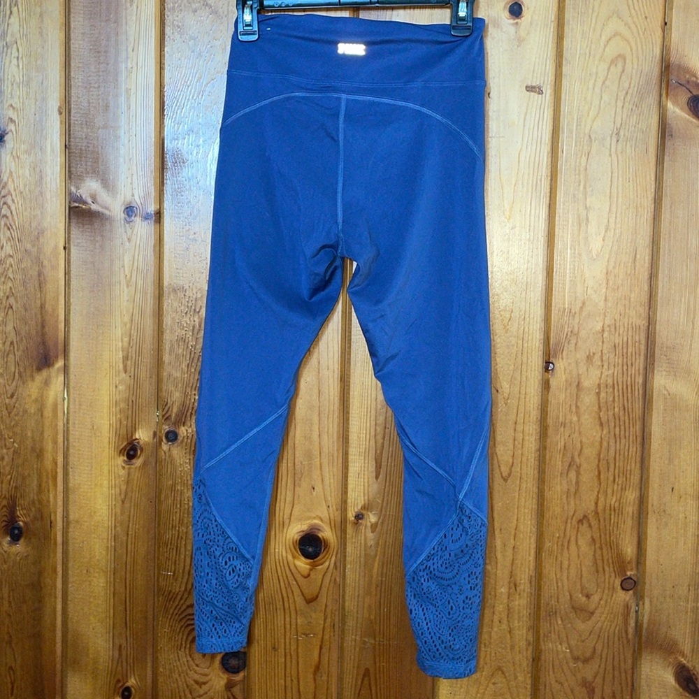 PINK sports leggings PINK Sport Pants Women's Blue Pull On Leggings Lace medium - Picture 4 of 6